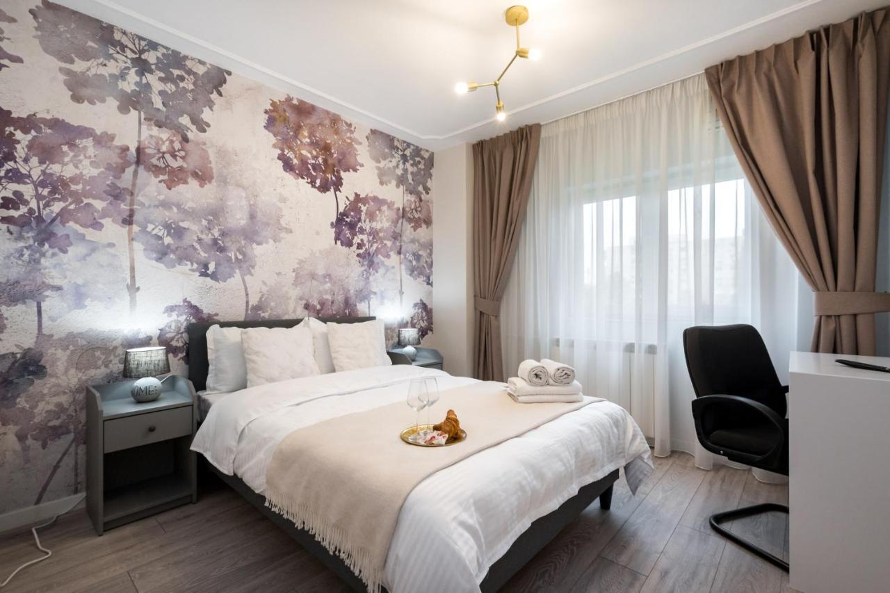 Felicity Apartment By The Park Бухарест Экстерьер фото