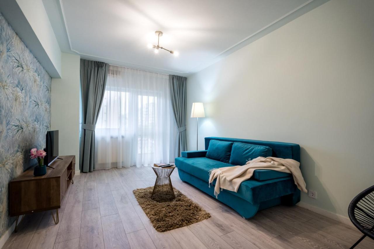 Felicity Apartment By The Park Бухарест Экстерьер фото